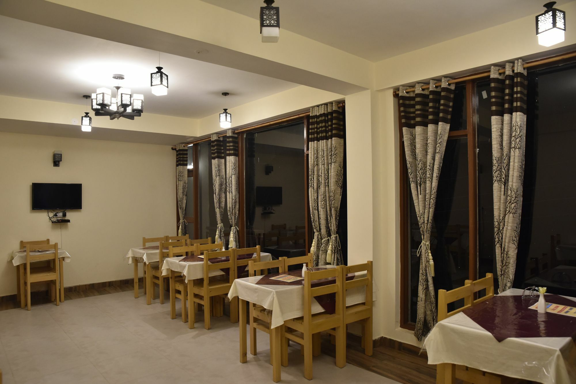 Oyo 10080 Hotel Kufri Ashray Σίμλα Εξωτερικό φωτογραφία